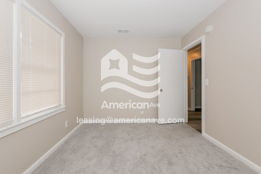 Building Photo - 4773 Wellborn Dr