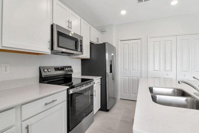 Building Photo - 14060 Lilac Sky Ter