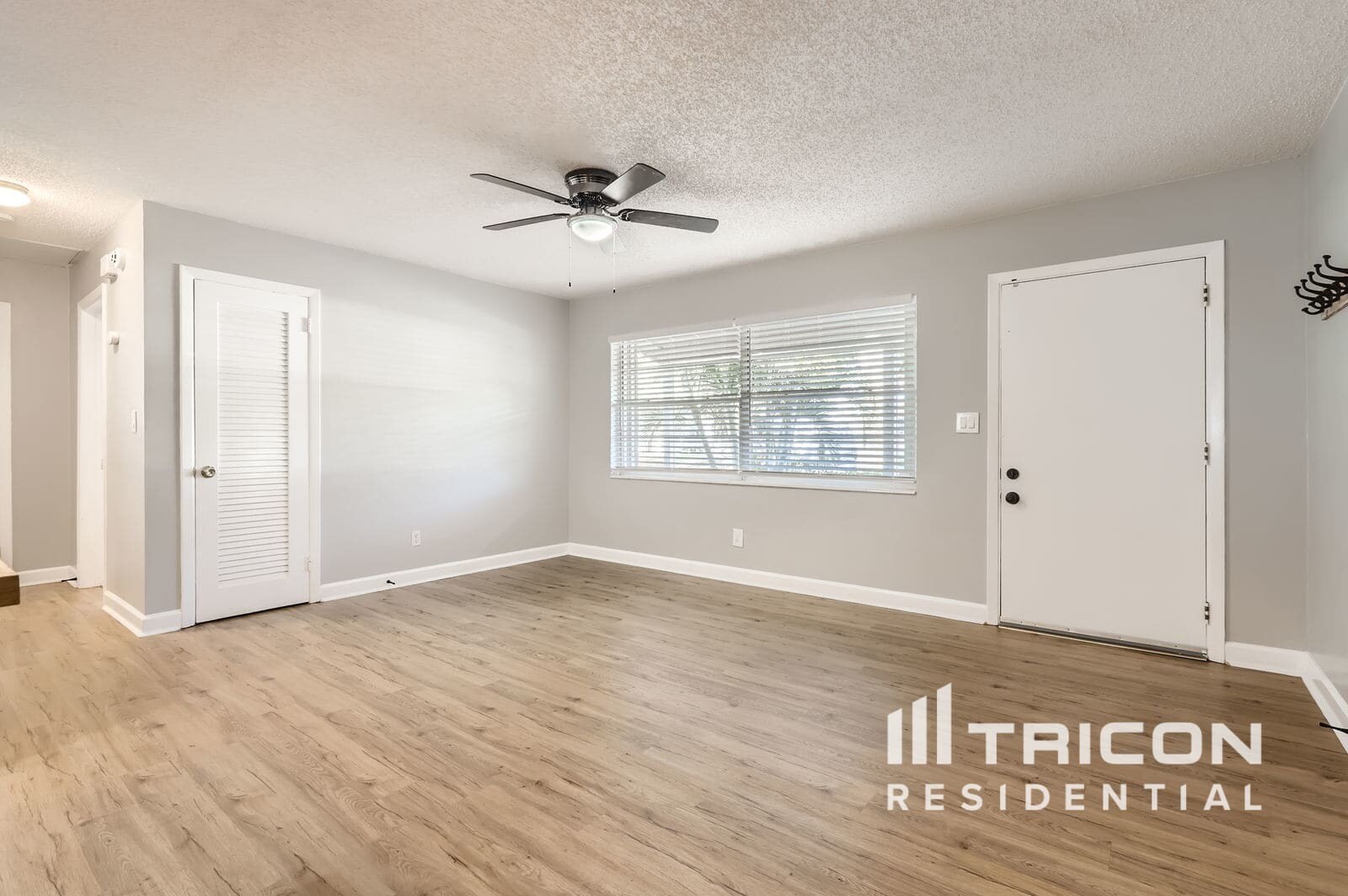 Building Photo - 6685 26th Way N