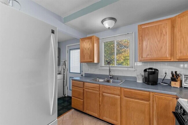 Building Photo - Your Next Home Awaits on Grants Parkway
