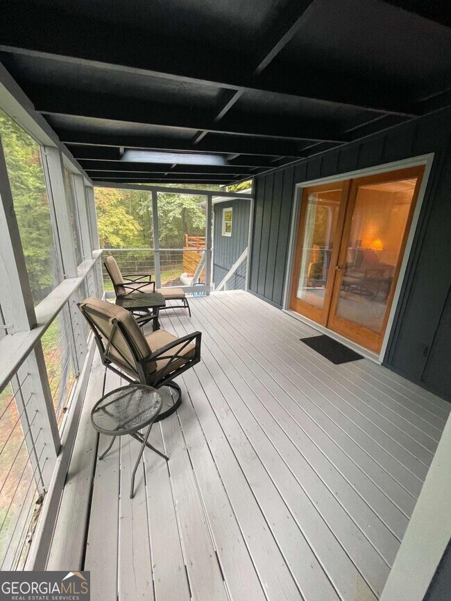 Building Photo - 226 Mountain View Ct