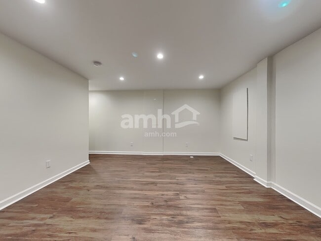 Building Photo - 10319 Stonewall Ct