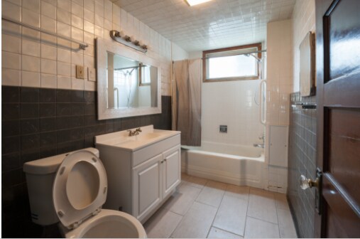 Building Photo - 36 Farr Ave