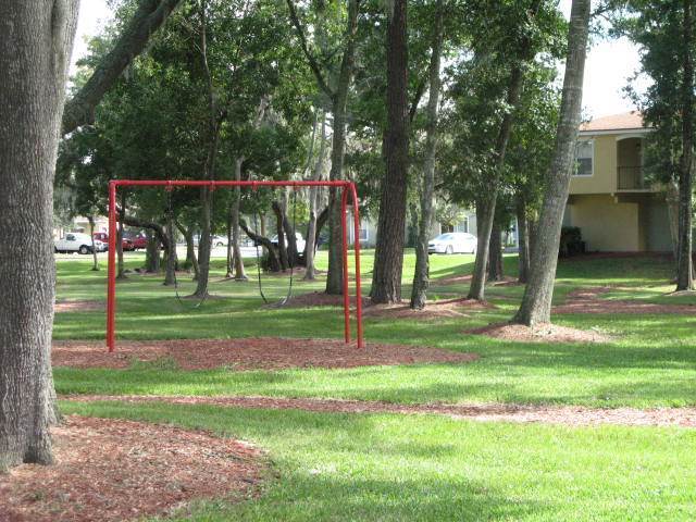 Building Photo - Newly Renovated Ground Floor 1 BR/1 BA Condo!
