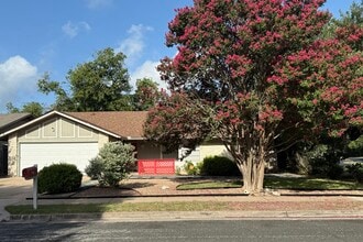 Building Photo - 12306 Hickorystick Cove
