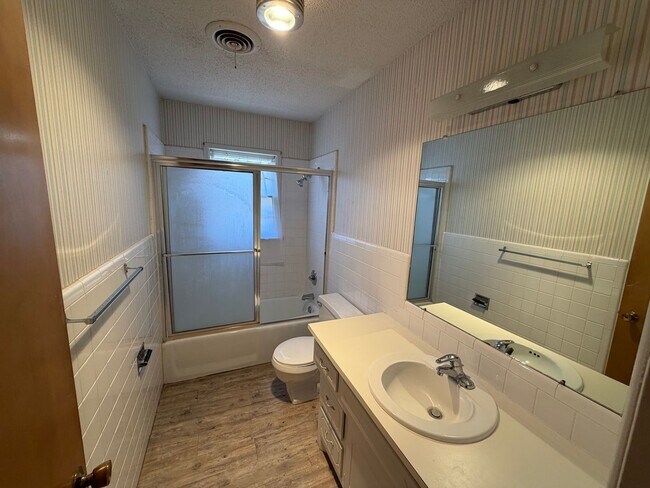 Building Photo - 4303 58th St