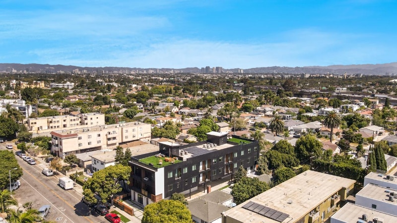 Building Photo - 4800-4802 S Slauson Ave