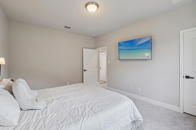 Building Photo - 1036 Windy Hill Ln