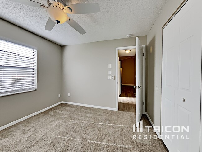 Building Photo - 8201 Golden Bear Loop