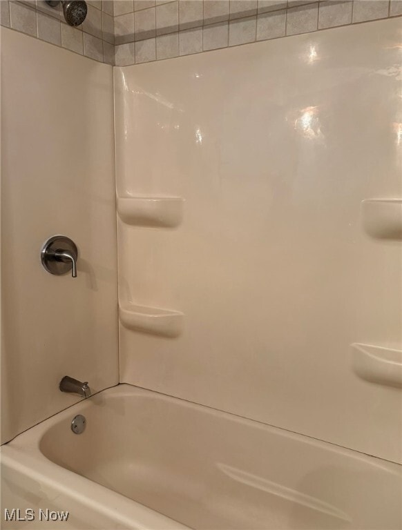 Building Photo - 2434 Saratoga Ave SW