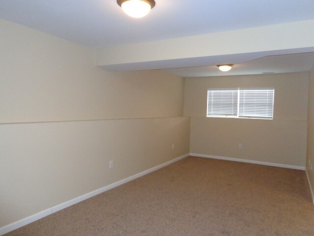 Building Photo - 1134 Stonewallridge Dr