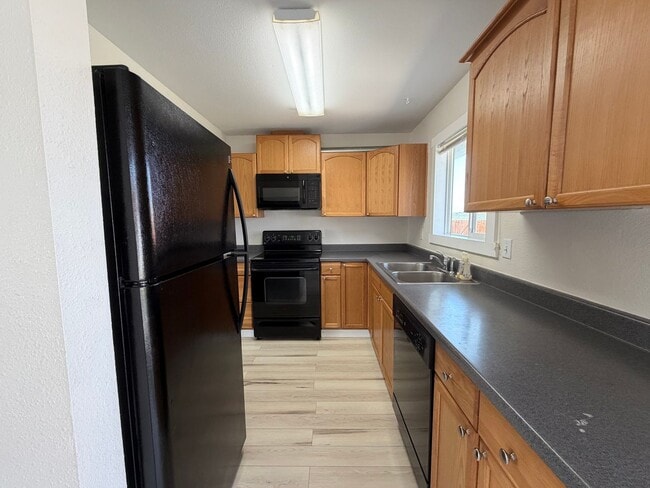 Building Photo - 209 Goldcrest St NW