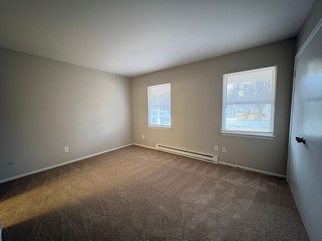 Building Photo - 3 Bedroom, 1.5 Bathroom Home in Greensboro!