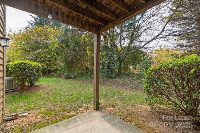 Building Photo - 3220 Selwyn Farms Ln