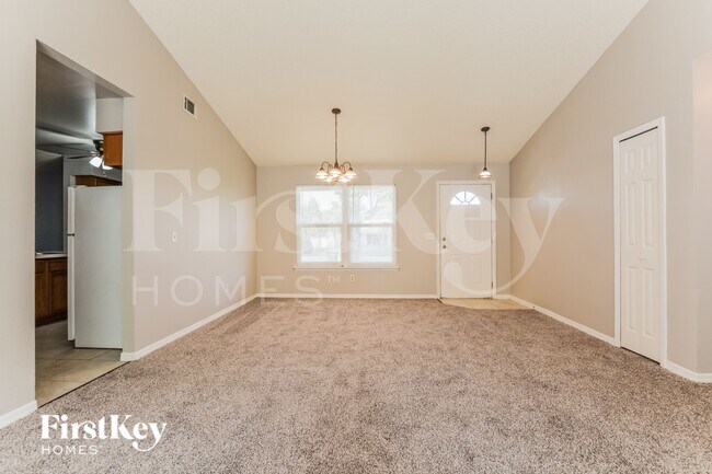 Building Photo - 710 Leeward Dr