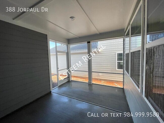 Building Photo - 388 Jorpaul Dr