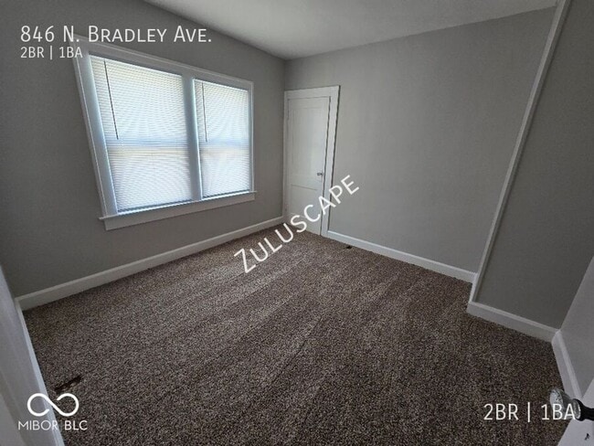 Building Photo - 846 N Bradley Ave
