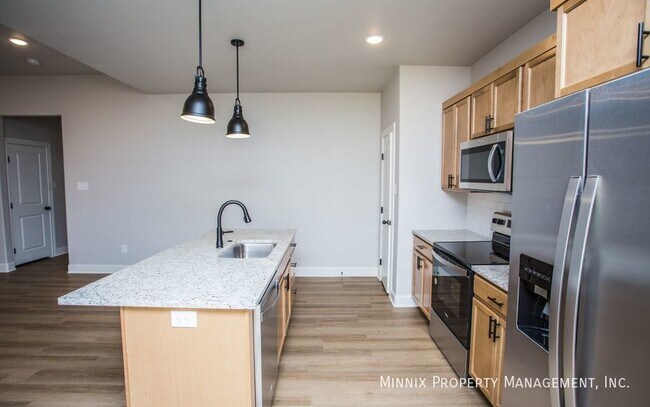 Building Photo - 2550 137th St