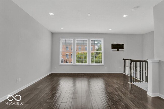 Building Photo - 12771 Apsley Ln