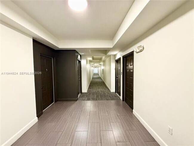 Building Photo - 6001 SW 70th St