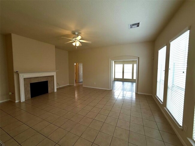 Building Photo - 4815 Vintage Grove Ct
