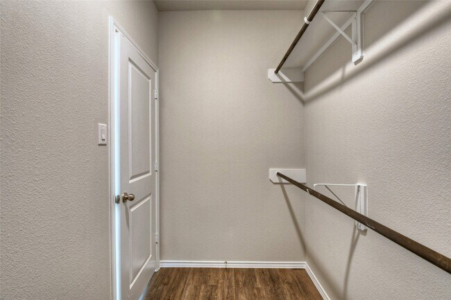 Building Photo - 9759 Black Gum