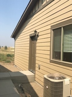 Building Photo - 13902 W Bergen Dr