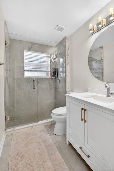 Building Photo - 5029 Starblaze Dr