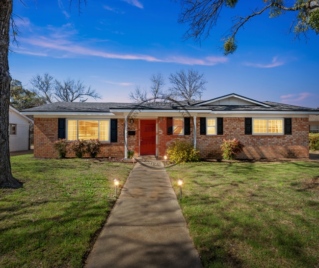 Primary Photo - 6319 Wiethorn Dr