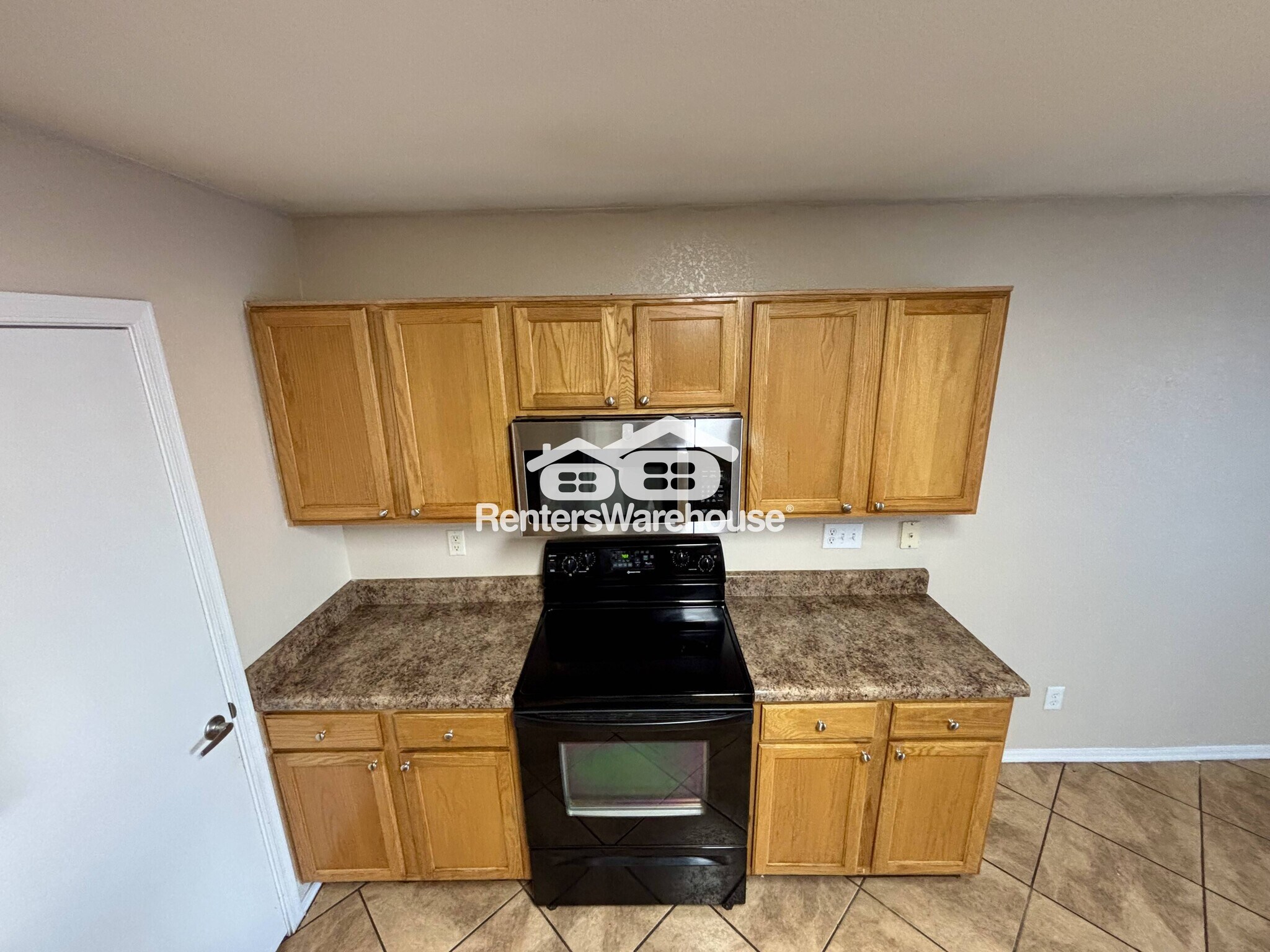 Building Photo - 2607 S 71st Dr