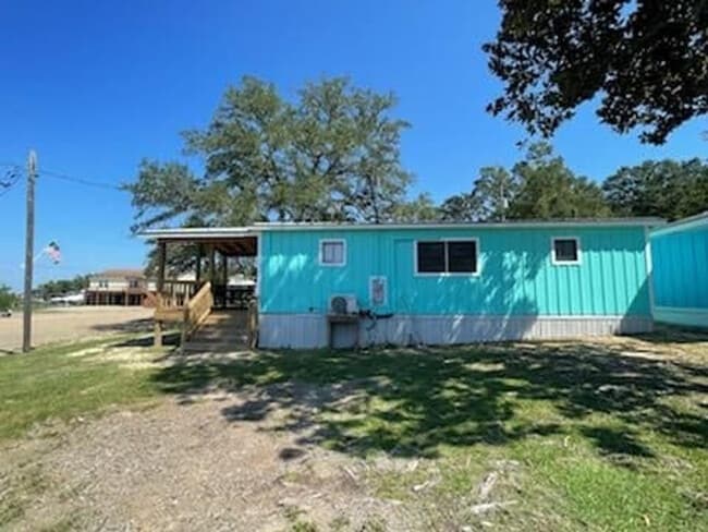 Building Photo - 3213 Willis St