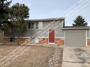 Building Photo - PENDING APPROVAL - Great 5 Bedroom Home!