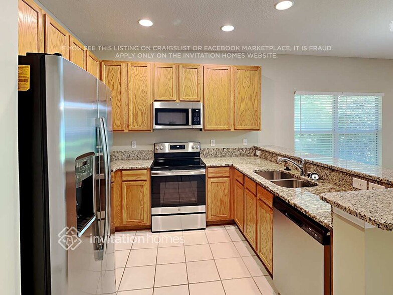 Building Photo - 1322 Ivyhedge Ave