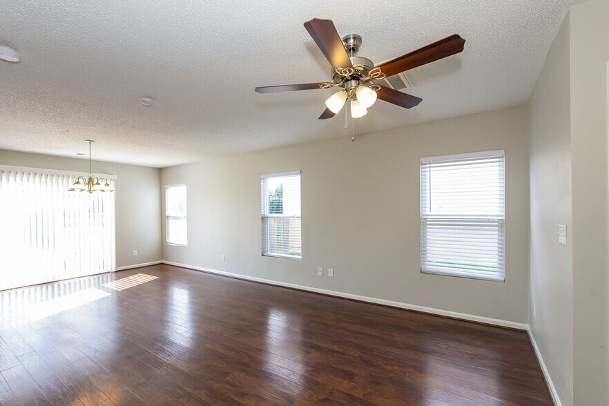 Building Photo - 1028 Kings Mountain Ln