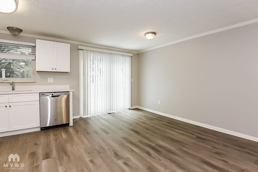 Building Photo - 2829 Pine Meadow Dr