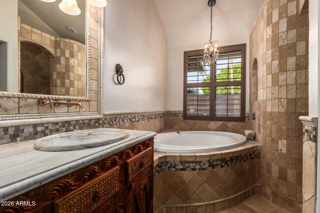 Building Photo - 10113 N 103rd St