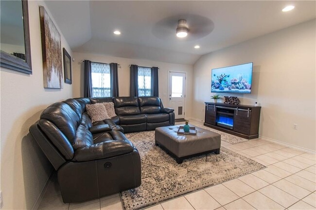 Building Photo - 3009 Armidale Dr