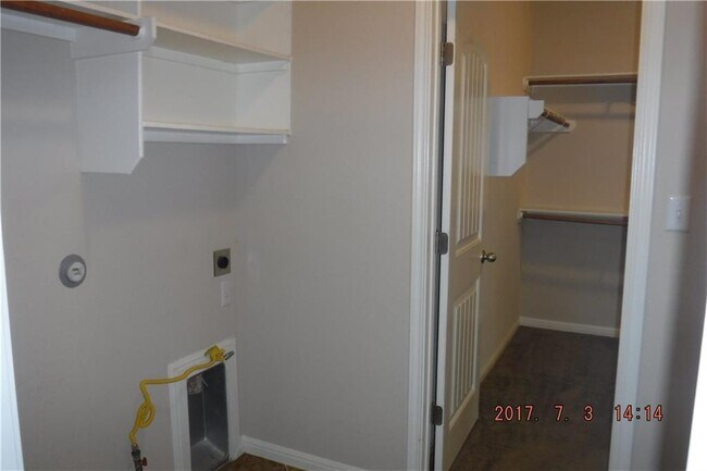 Building Photo - 1025 Fred Couples Ct