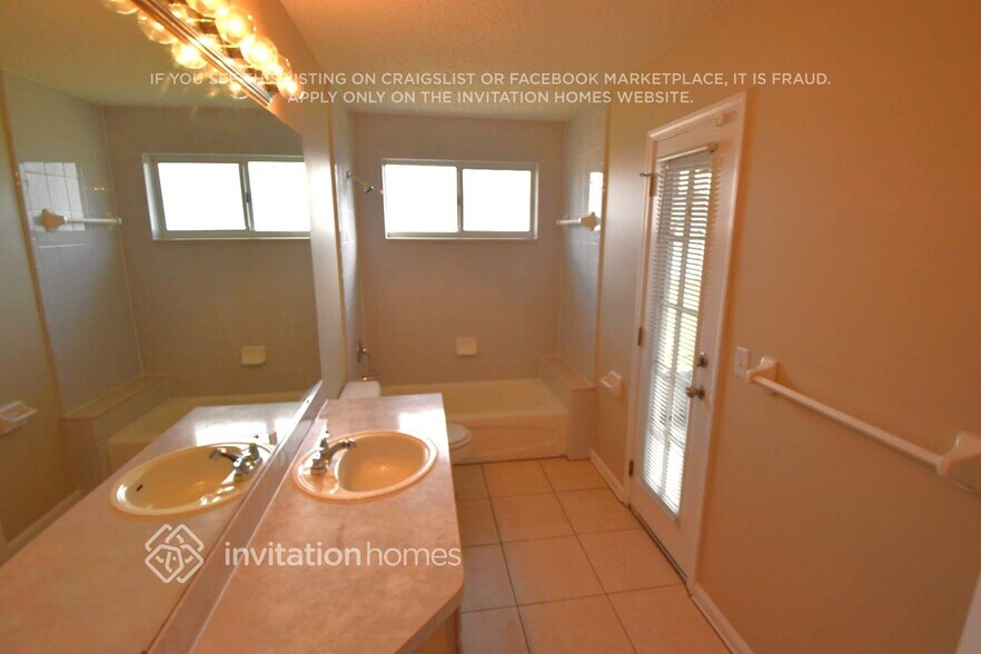 Building Photo - 10929 Lydia Estates Dr
