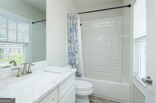 Building Photo - 535 Letchas Ln