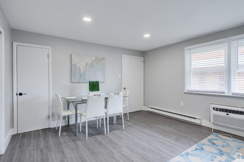 Building Photo - 1302 N Black Horse Pike