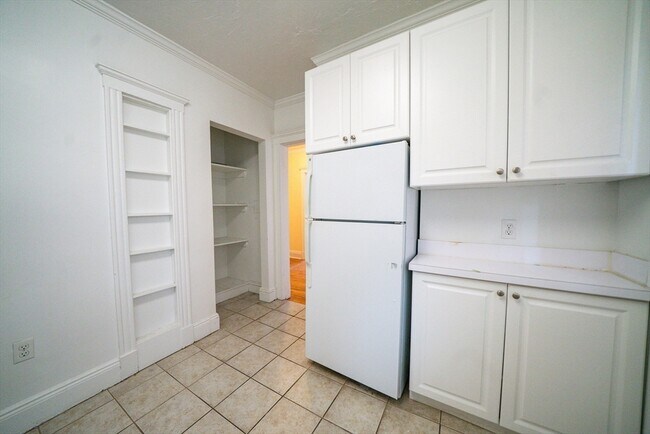 Building Photo - 58 Selkirk Rd