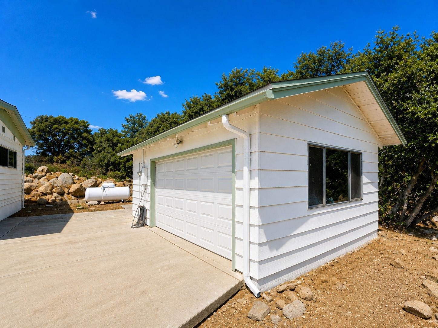 Building Photo - 36 Bristlecone Dr