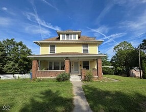 Building Photo - 115 S Heflin St