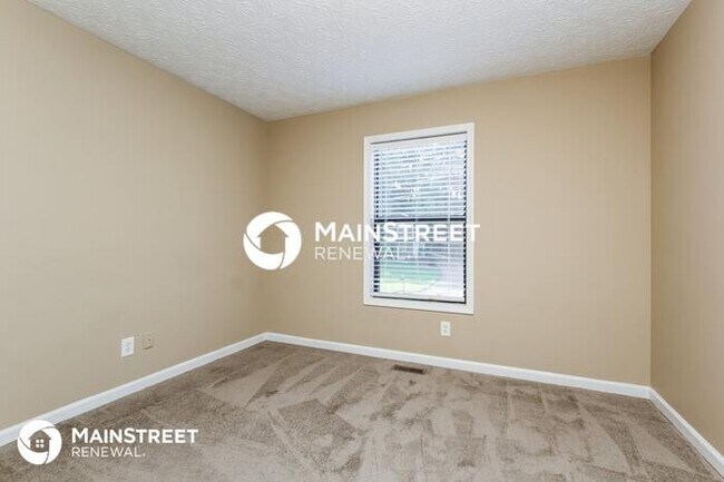 Building Photo - 5 Bedroom Pet-Friendly Home in Kennesaw, GA with Main Street Renewal