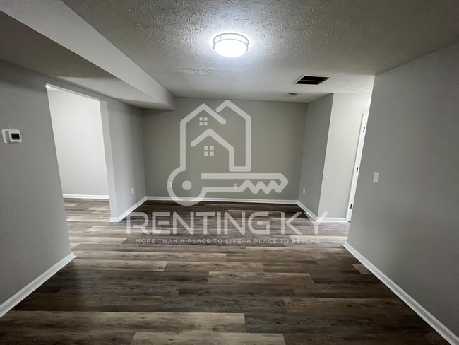 Building Photo - Newly Updated 3-Bed, 2.5-Bath Townhome with Garage!