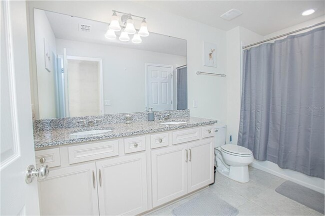 Building Photo - 3851 Plainview Dr