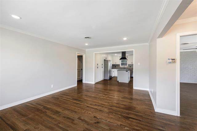 Building Photo - 2323 Sutter St