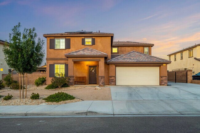 Building Photo - 44112 Sierra Vista Dr