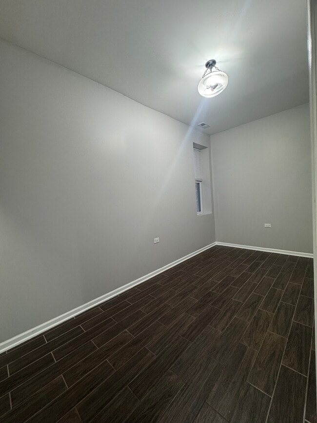 Building Photo - 1630 S Washtenaw Ave.